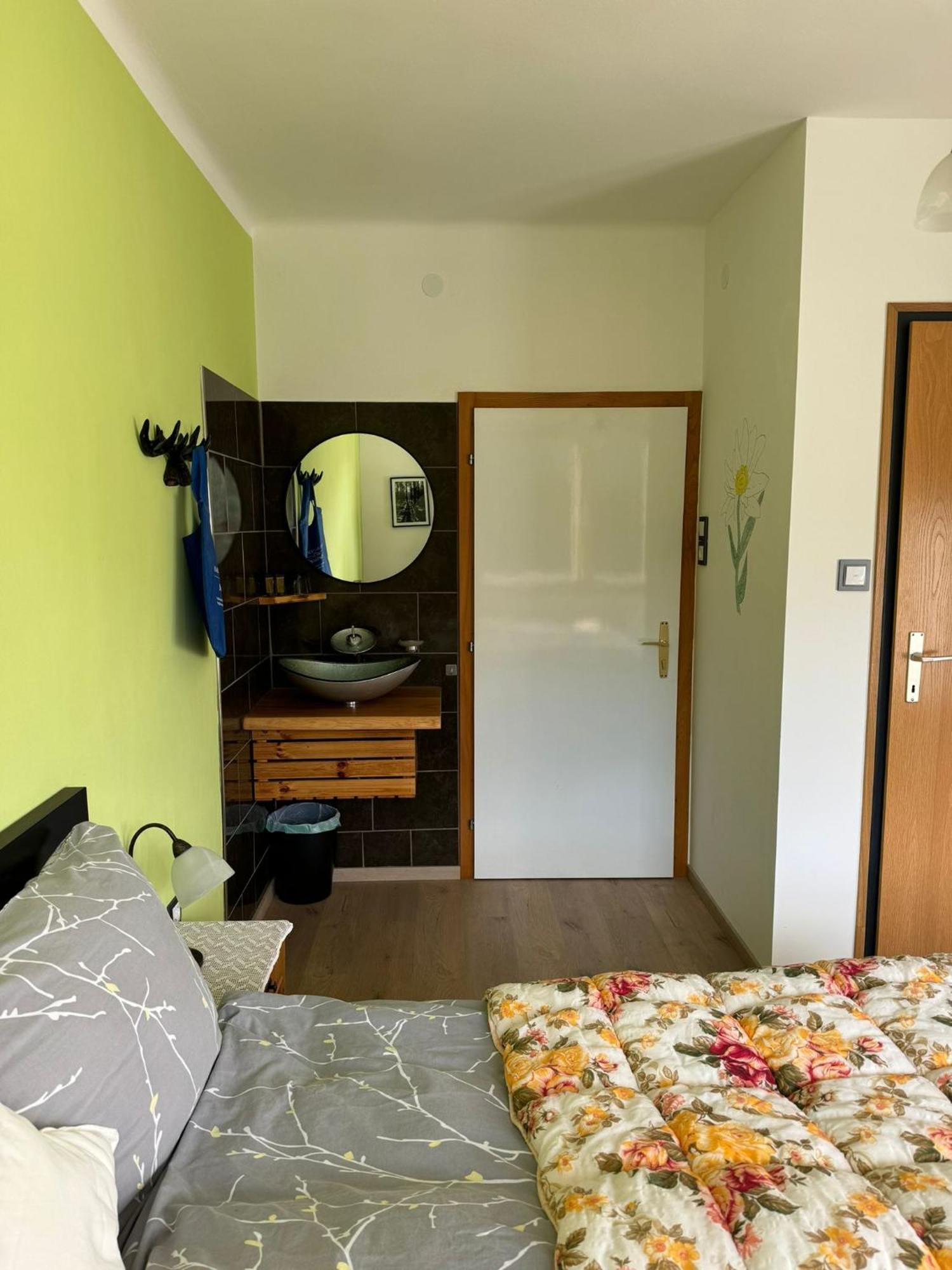 Haus Alpenland Apartment Mariazell Exterior foto